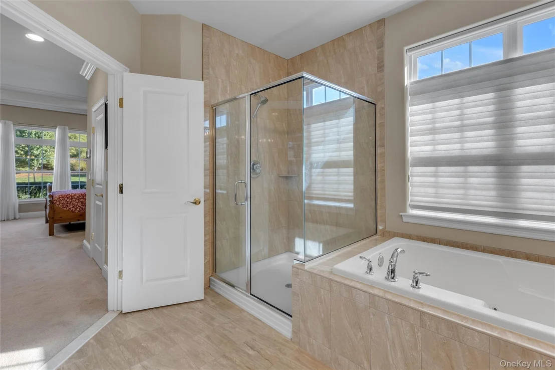 Photo of 39 Hamlet Woods Drive