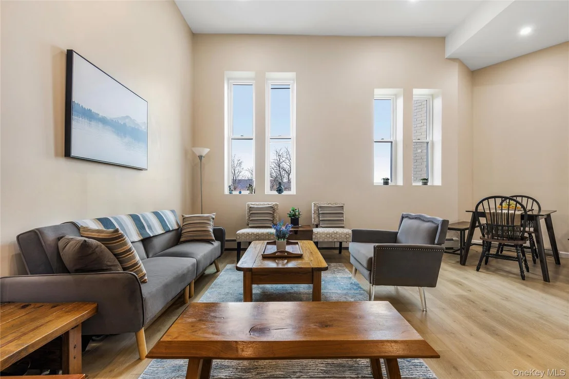 Photo of 16 Waterview Estate