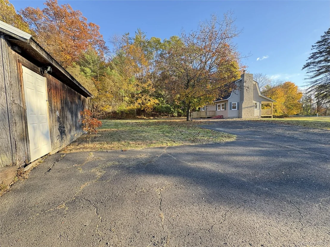 Photo of 1856 Route 300