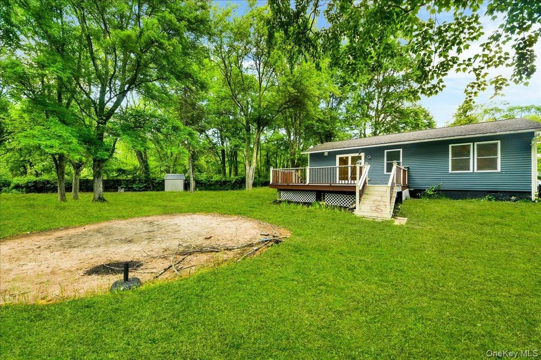 Photo of 9 Hillside Close
