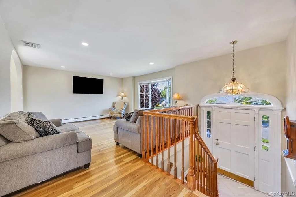 Photo of 25 Laurel Place