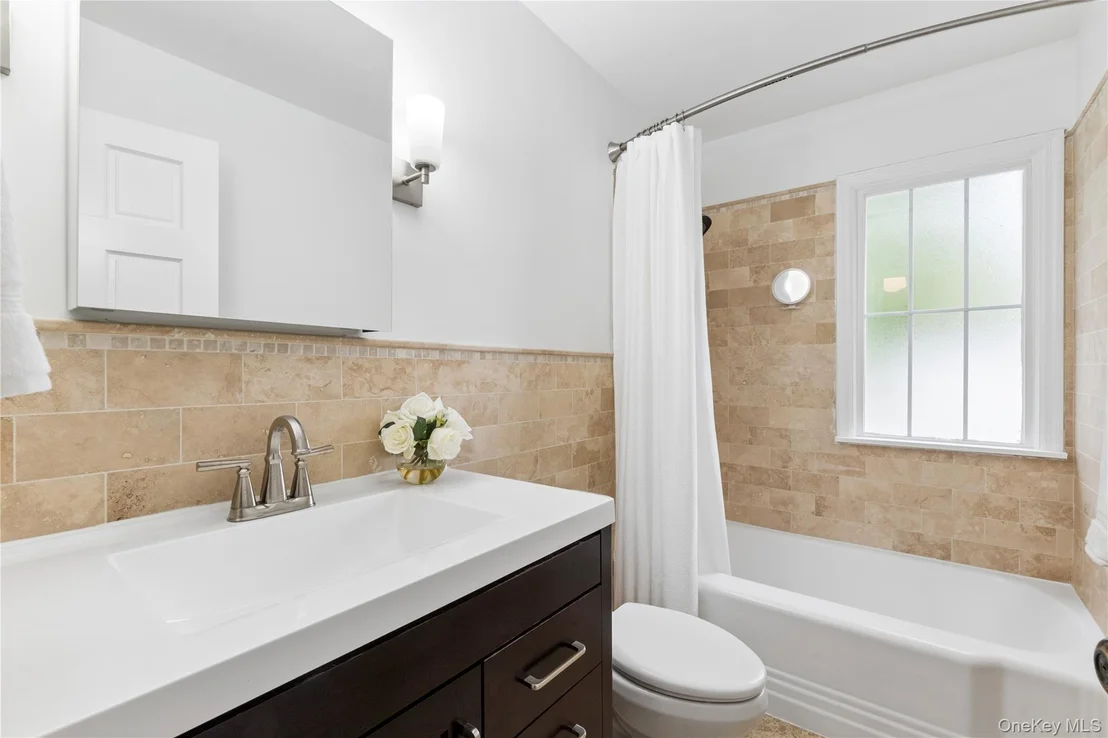 Photo of 304 Boulevard
