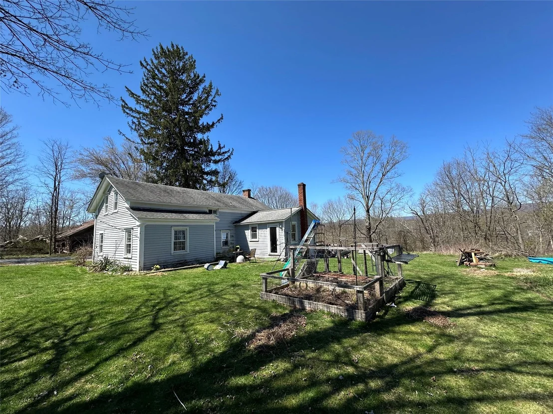 Photo of 43 Hoffman Road