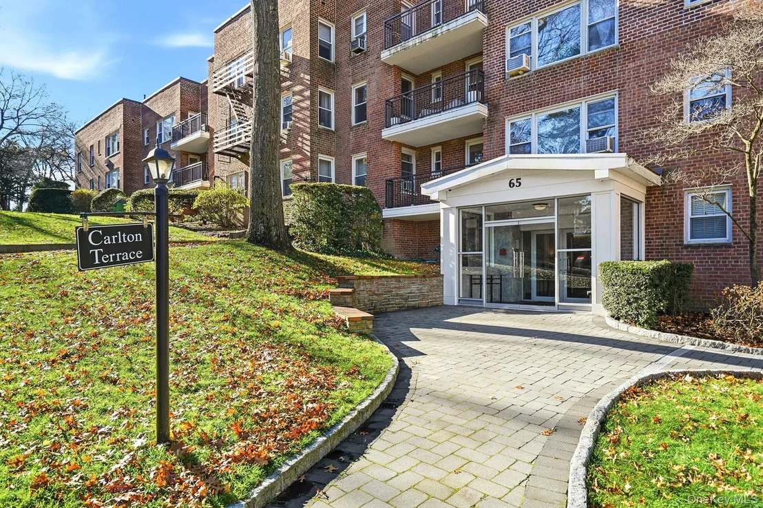 Photo of Unit 3F at 65 Durham Road