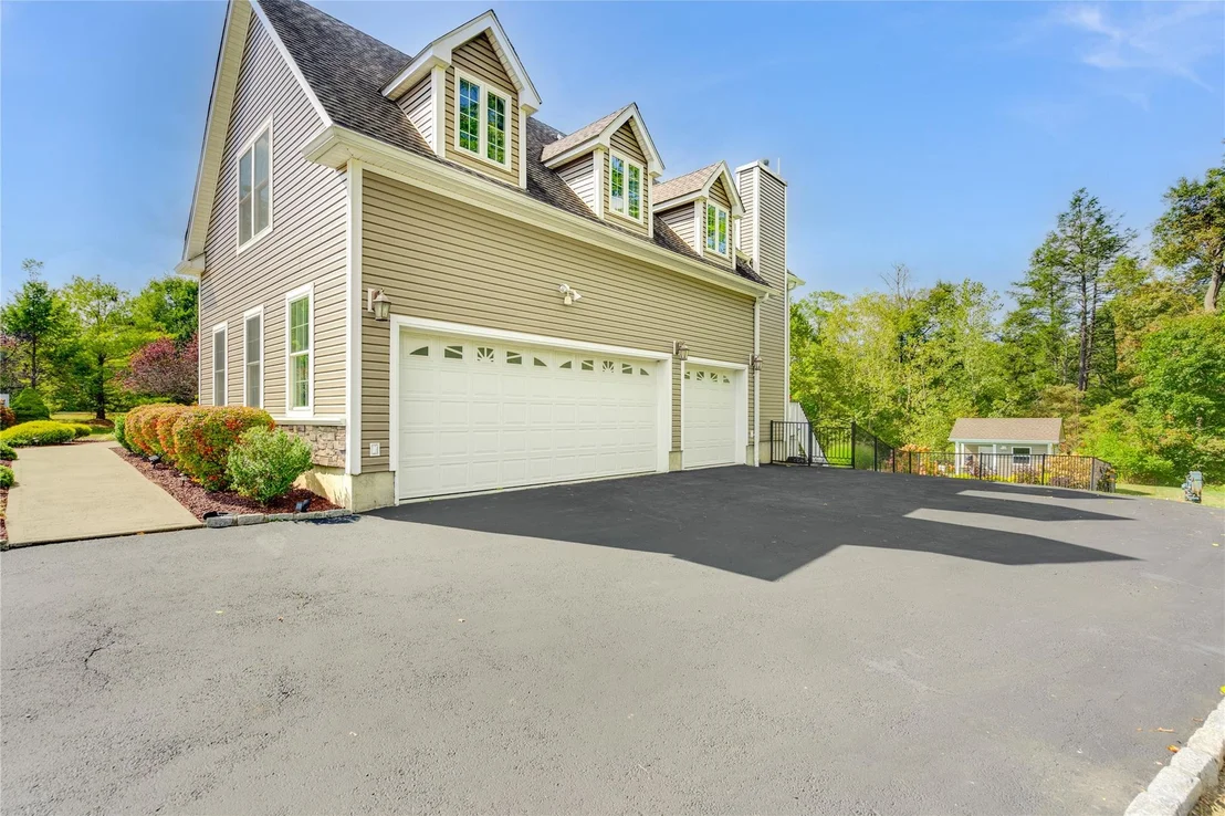 Photo of 226 Windsor Road