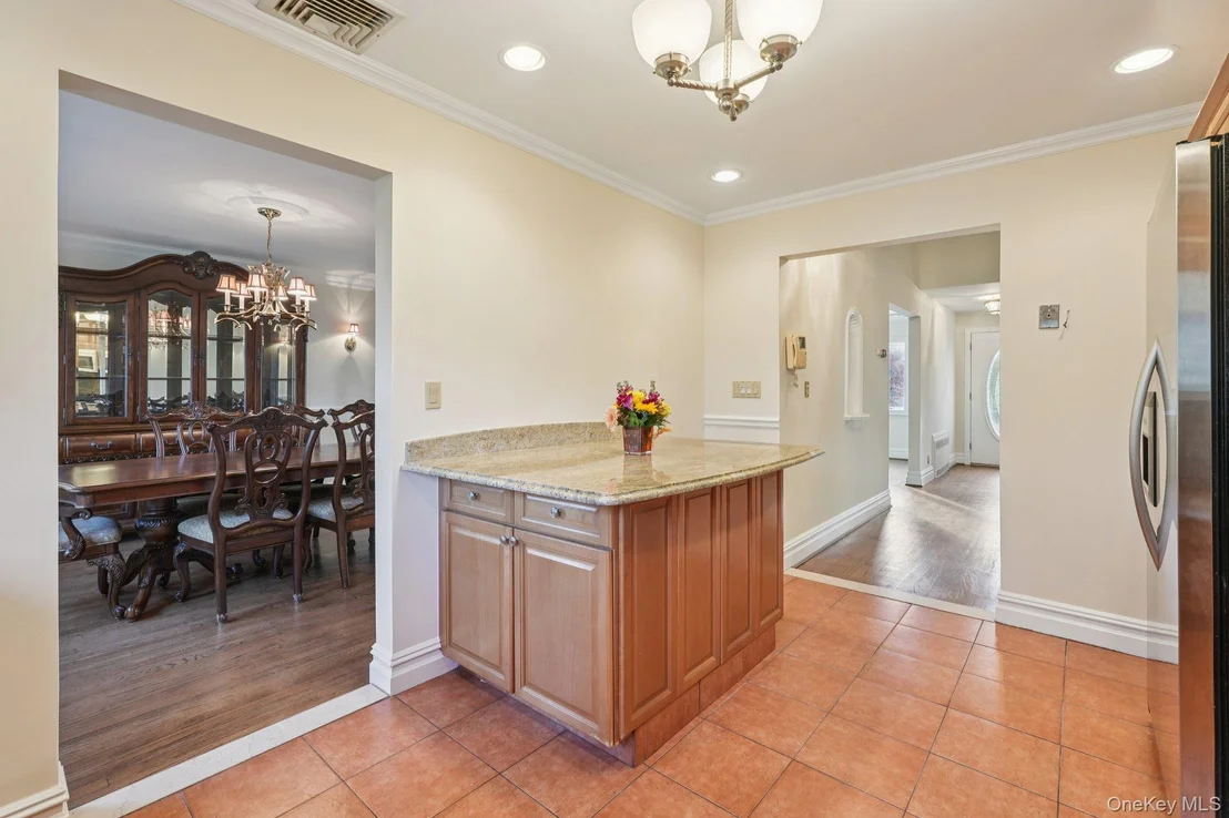 Photo of 808 Wolfs Lane