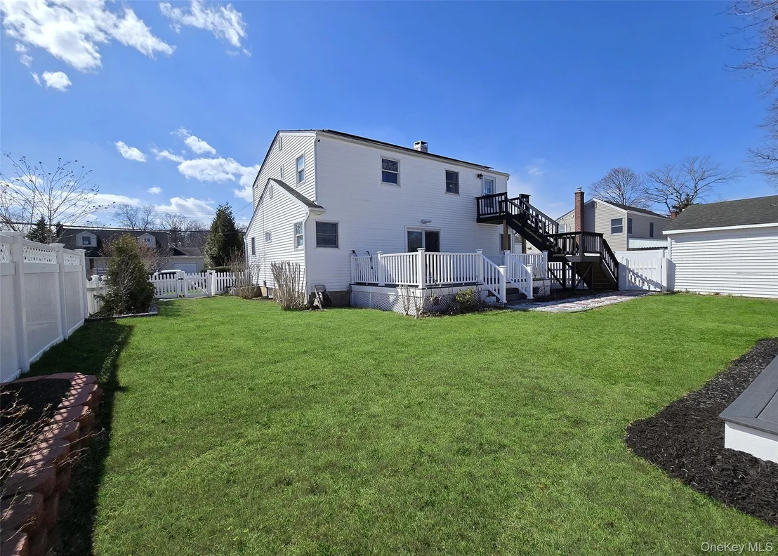 Photo of 17 Gregory Drive