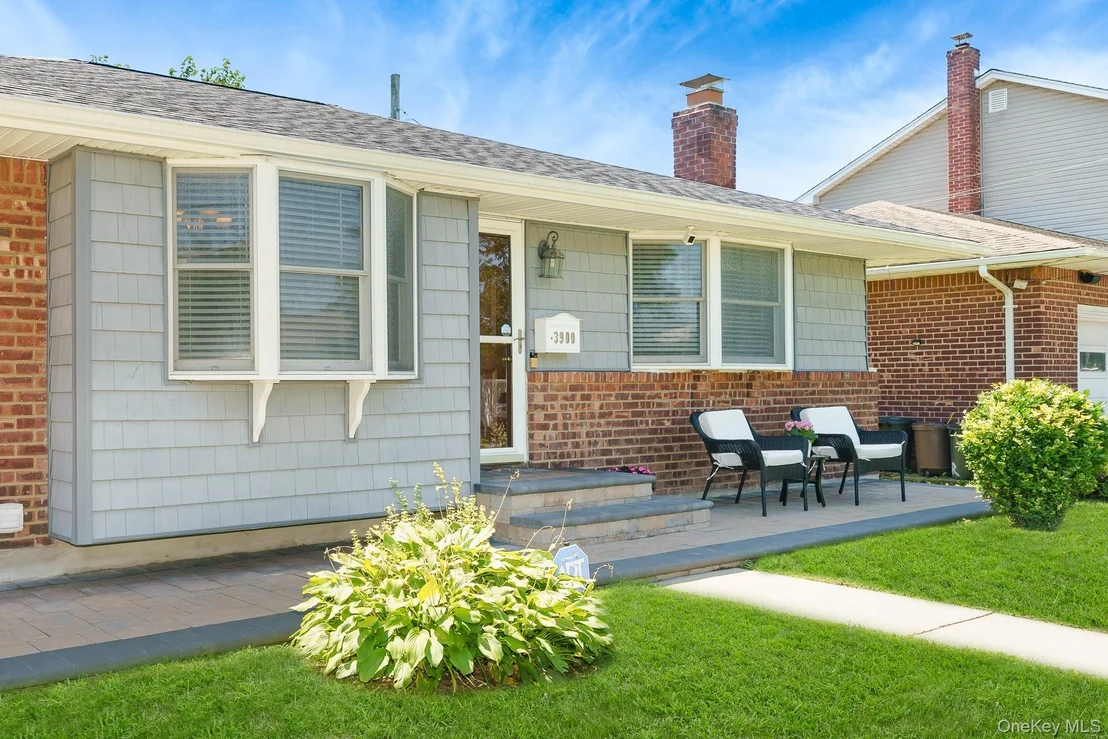 Photo of 3900 Miller Place