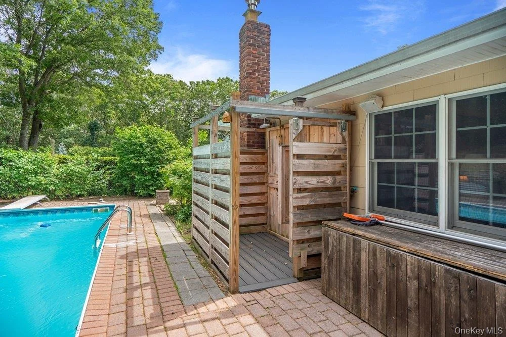 Photo of 9 Dillmont Drive