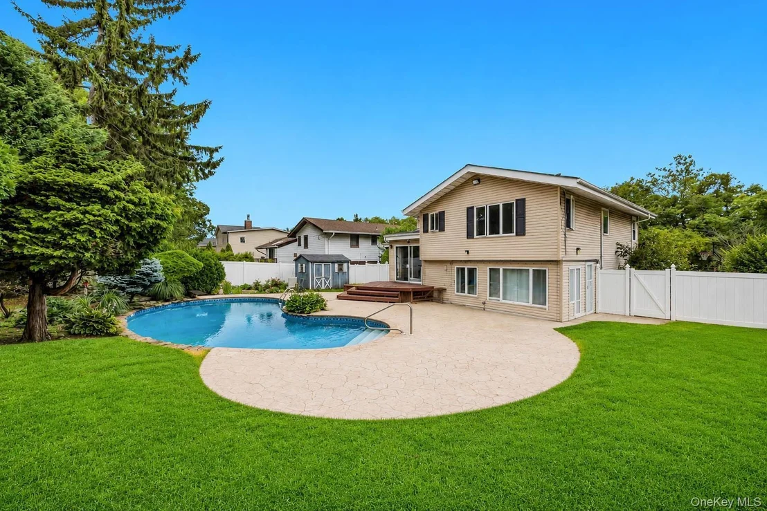 Photo of 49 Village Drive