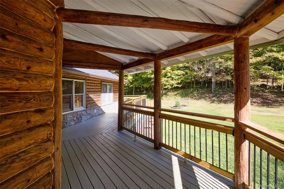 Photo of 568 Oak Summit Road