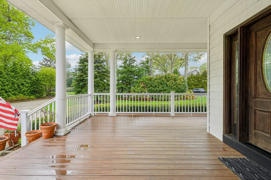 Photo of 98 Beach Road