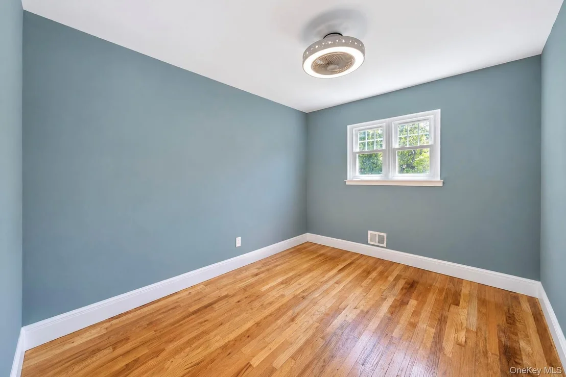 Photo of 16 Berkeley Avenue
