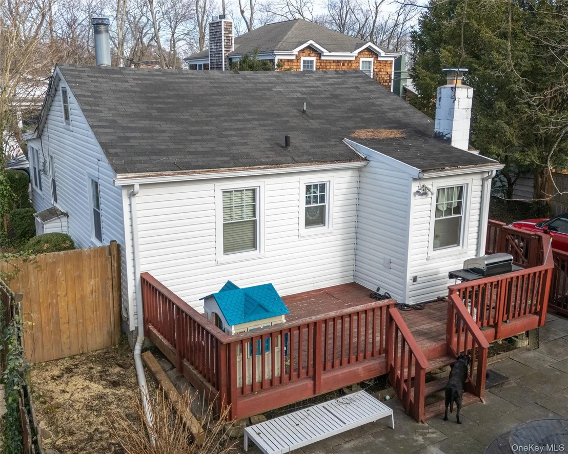 Photo of 8 Ridgeland Terrace