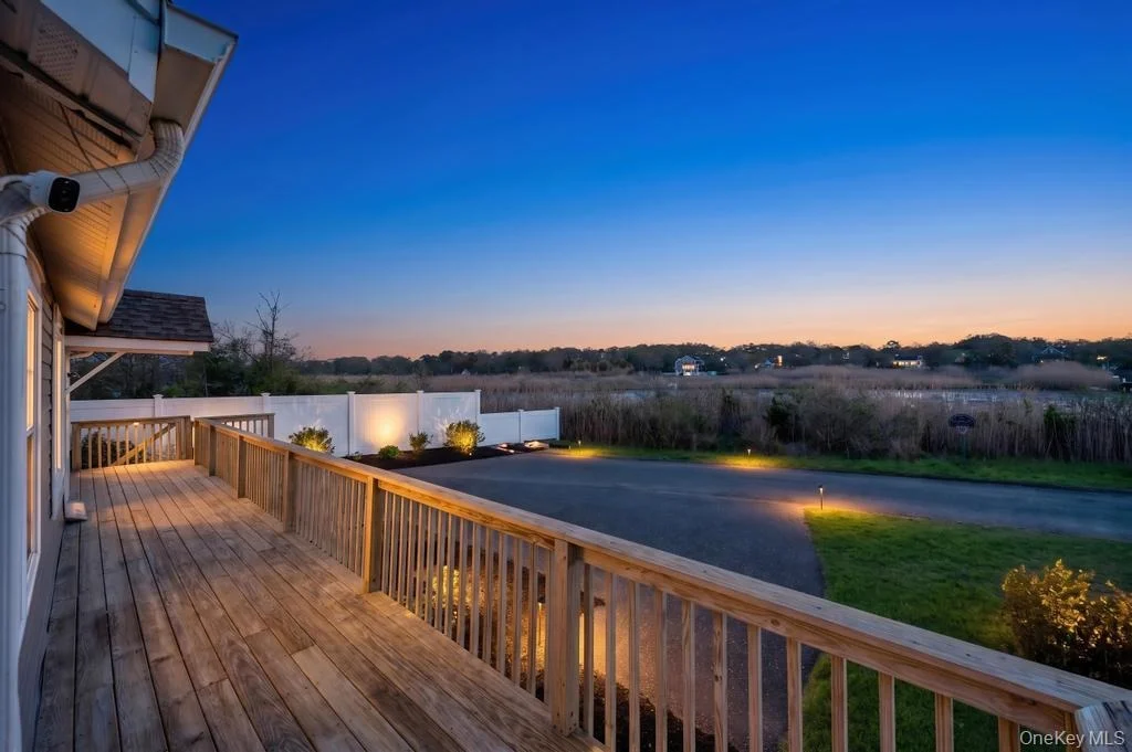 Photo of 446 Riviera Drive