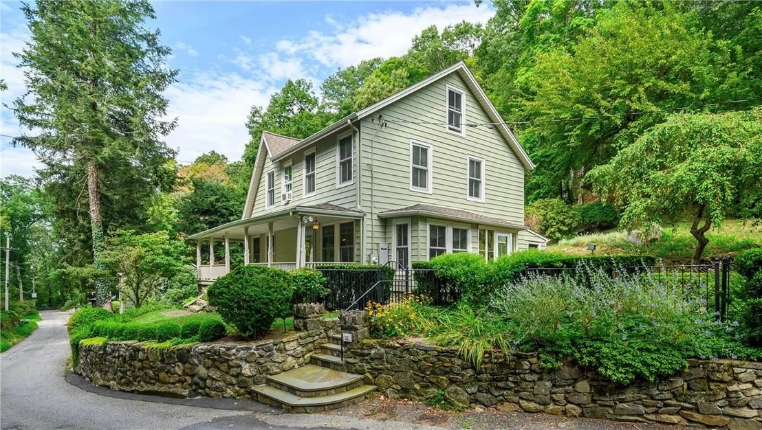 Photo of 12 Old Brimstone Road
