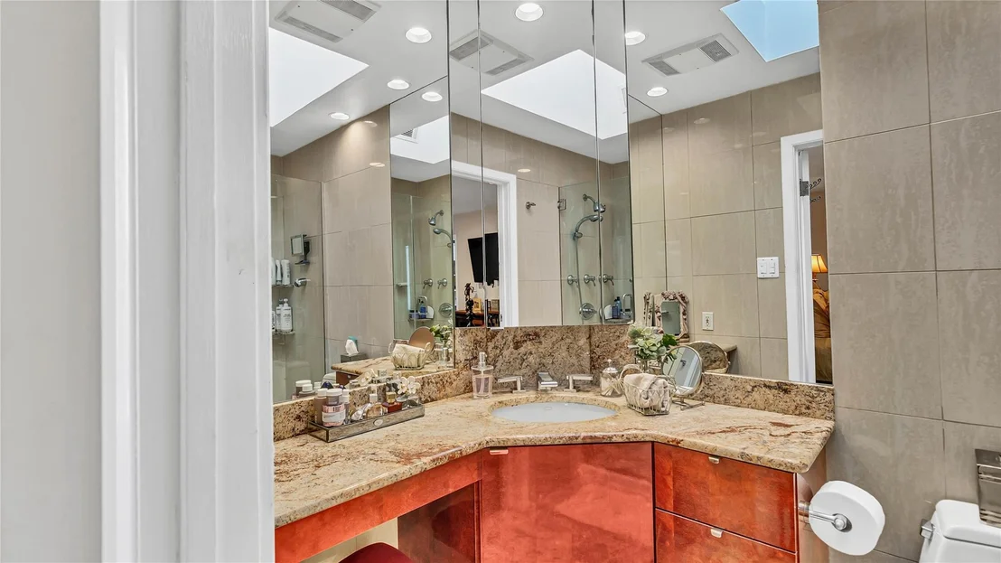 Photo of 2744 Ellen Road