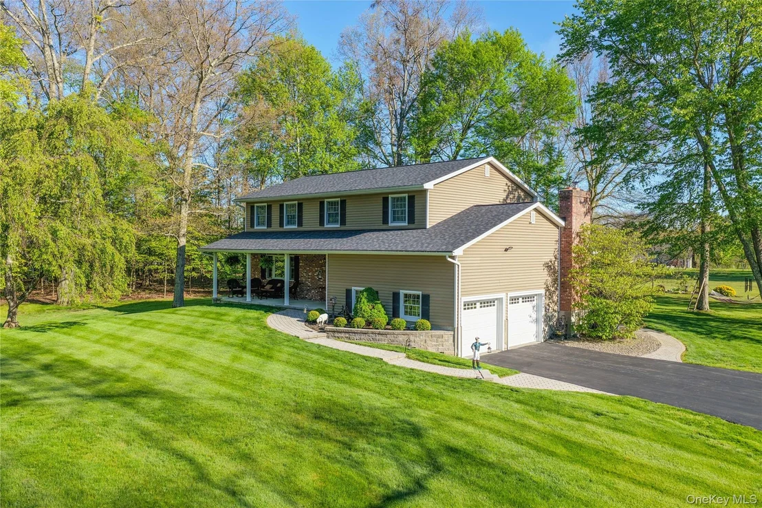 Photo of 36 River Glen Road