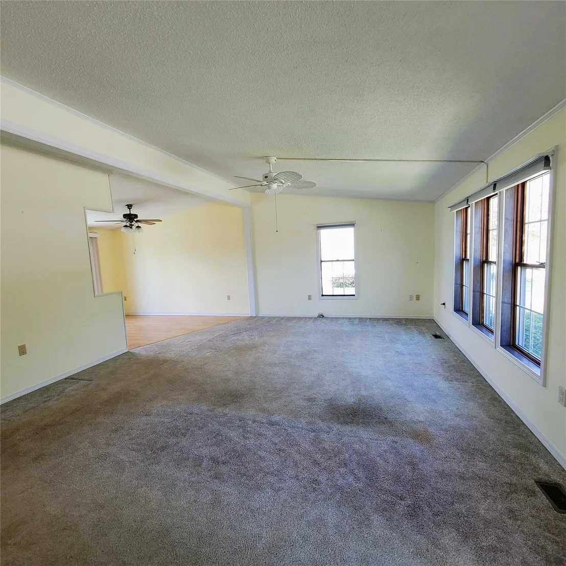 Photo of 70 Kens Way