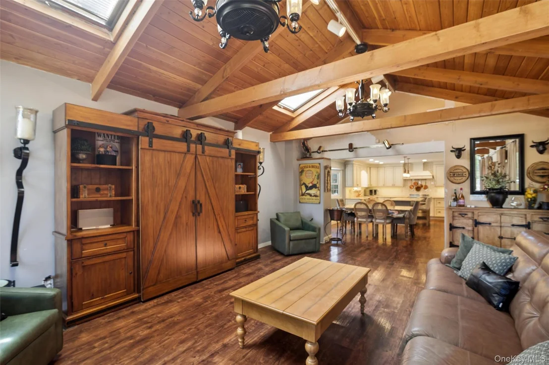 Photo of 14 Loft Road