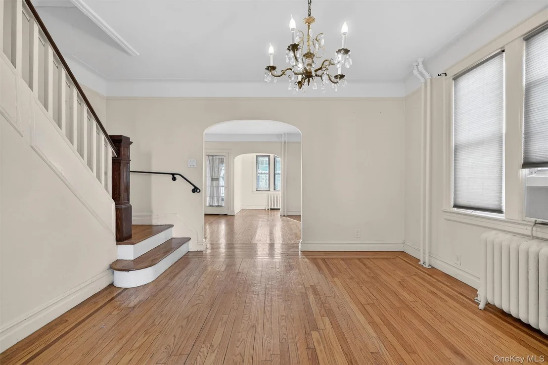 Photo of 1850 Hone Avenue