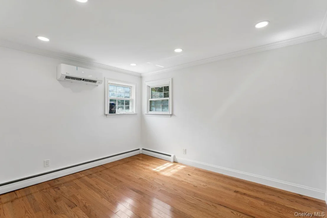 Photo of 98 Rose Place