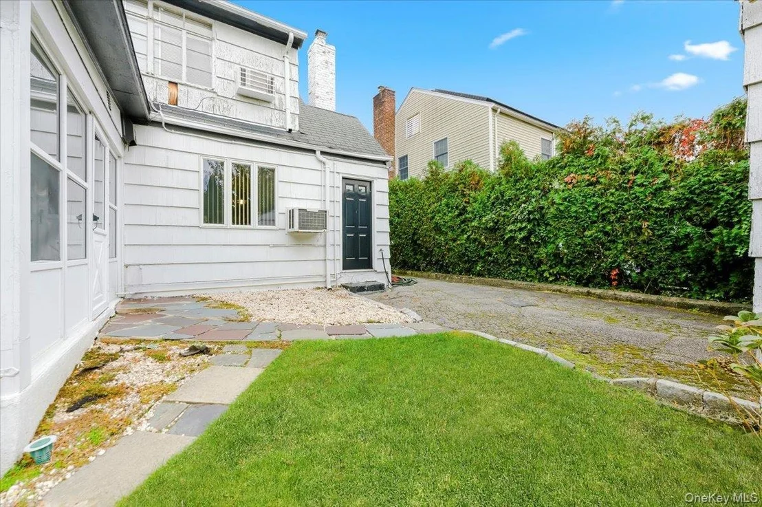 Photo of 74 Colgate Road