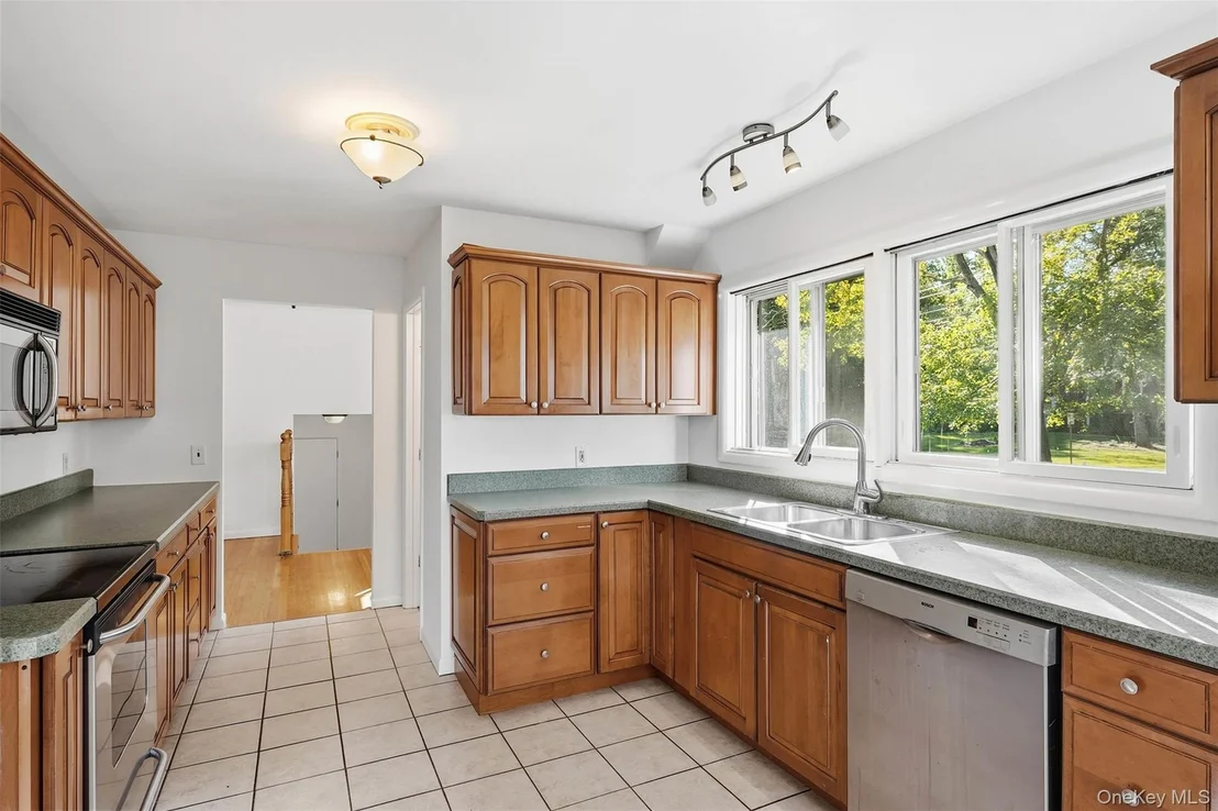 Photo of 19 Miron Drive