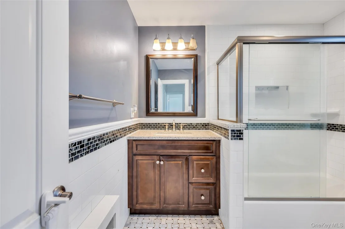 Photo of 232 Locust Street