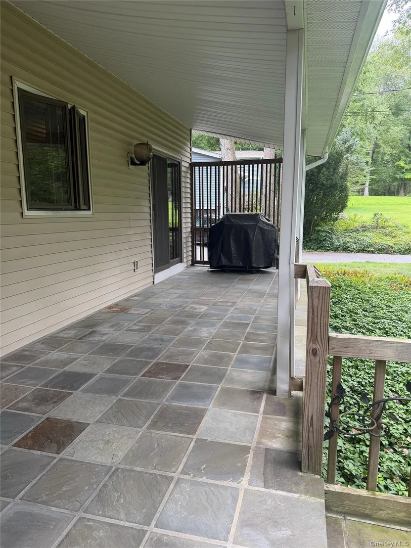 Photo of 24 Fox Hill Road
