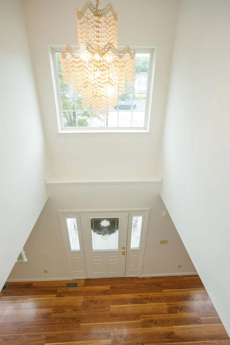 Photo of 5 Rockcrest Place
