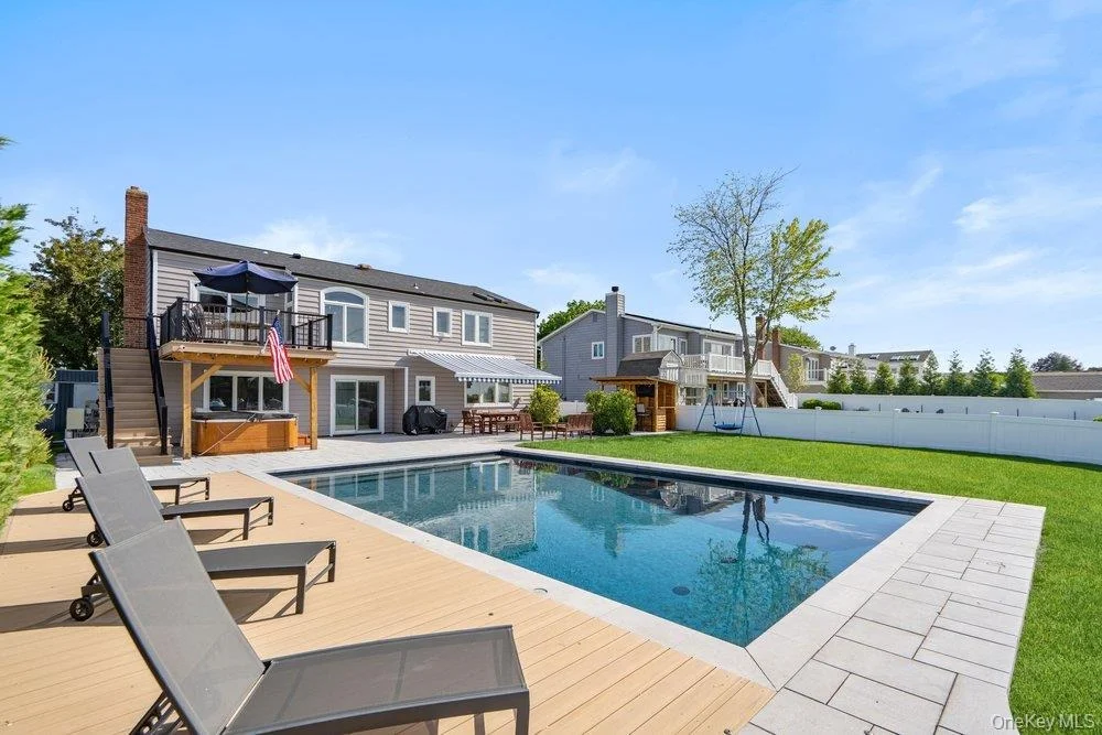 Photo of 159 Driftwood Drive