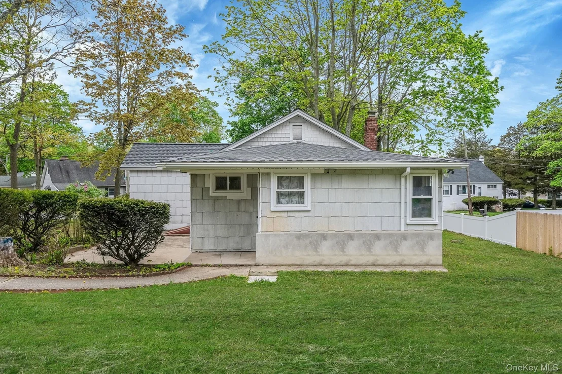 Photo of 145 Locust Drive