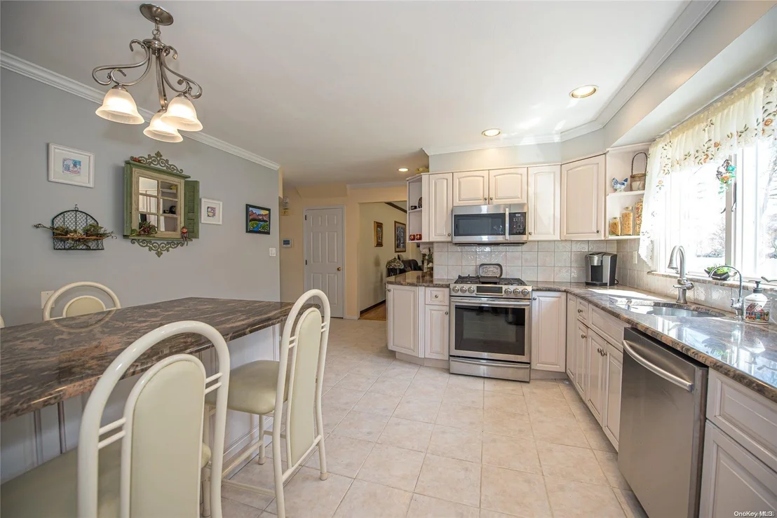 Photo of 255 Bow Drive