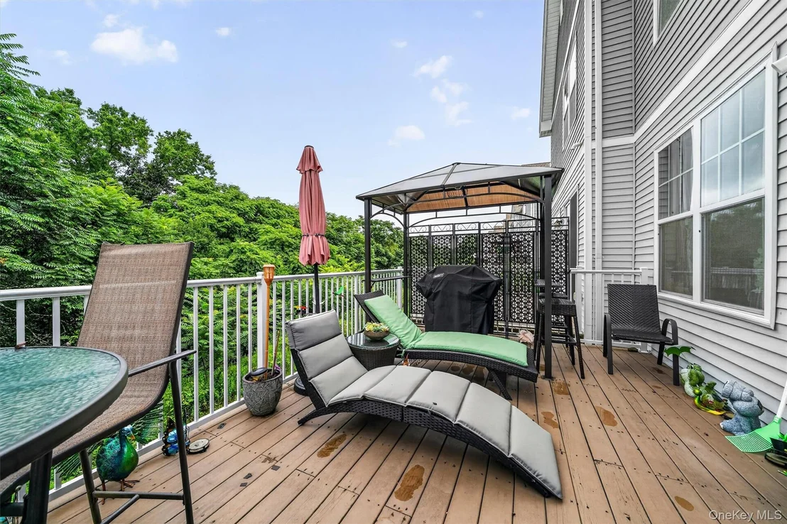 Photo of 93 Meadow View Drive