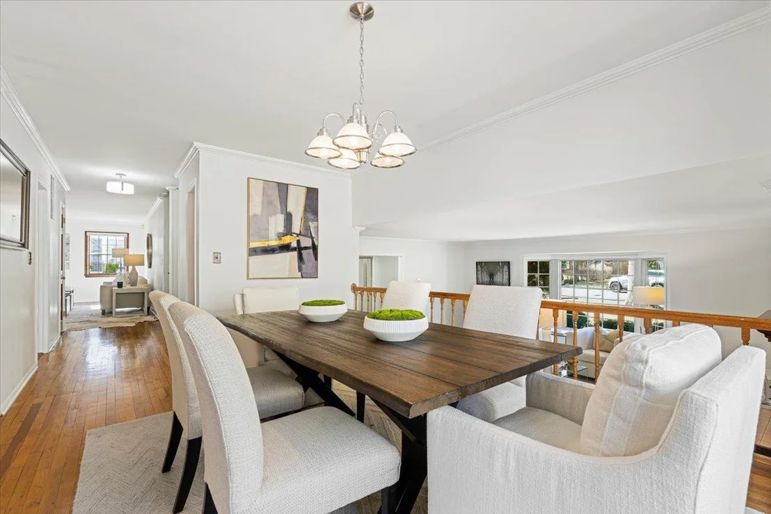 Photo of 13 Loewen Court