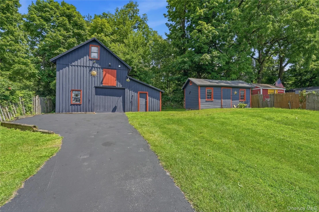 Photo of 9 Maple Street