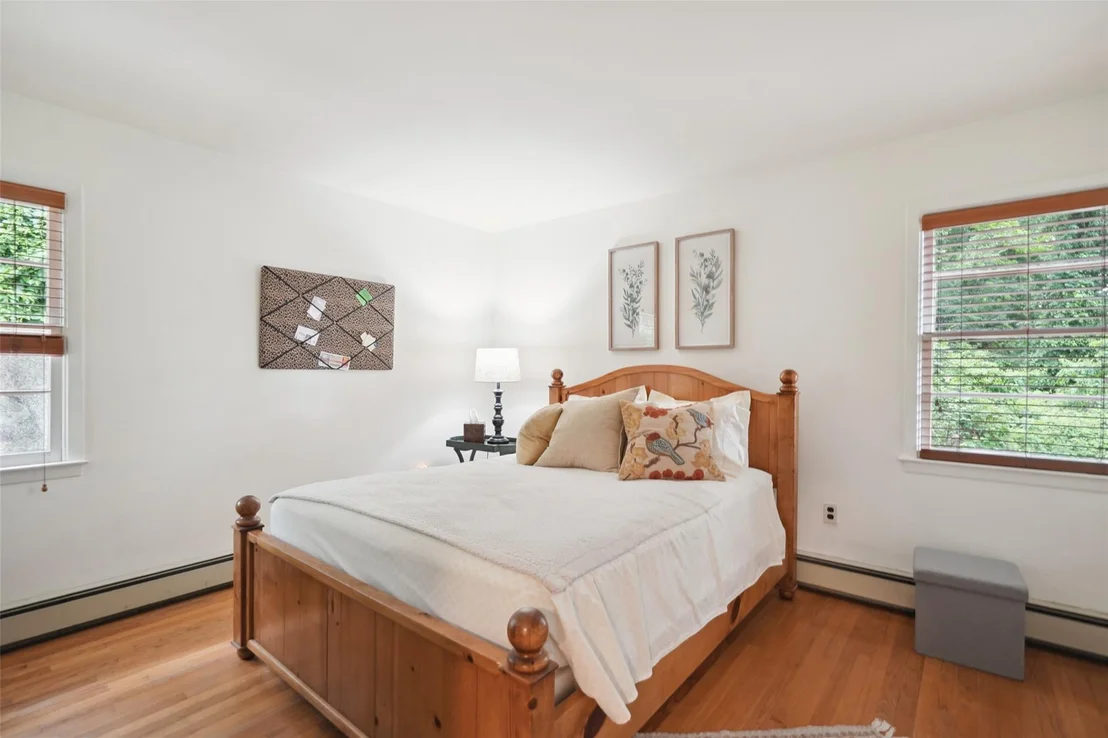 Photo of 10 Rockledge Road