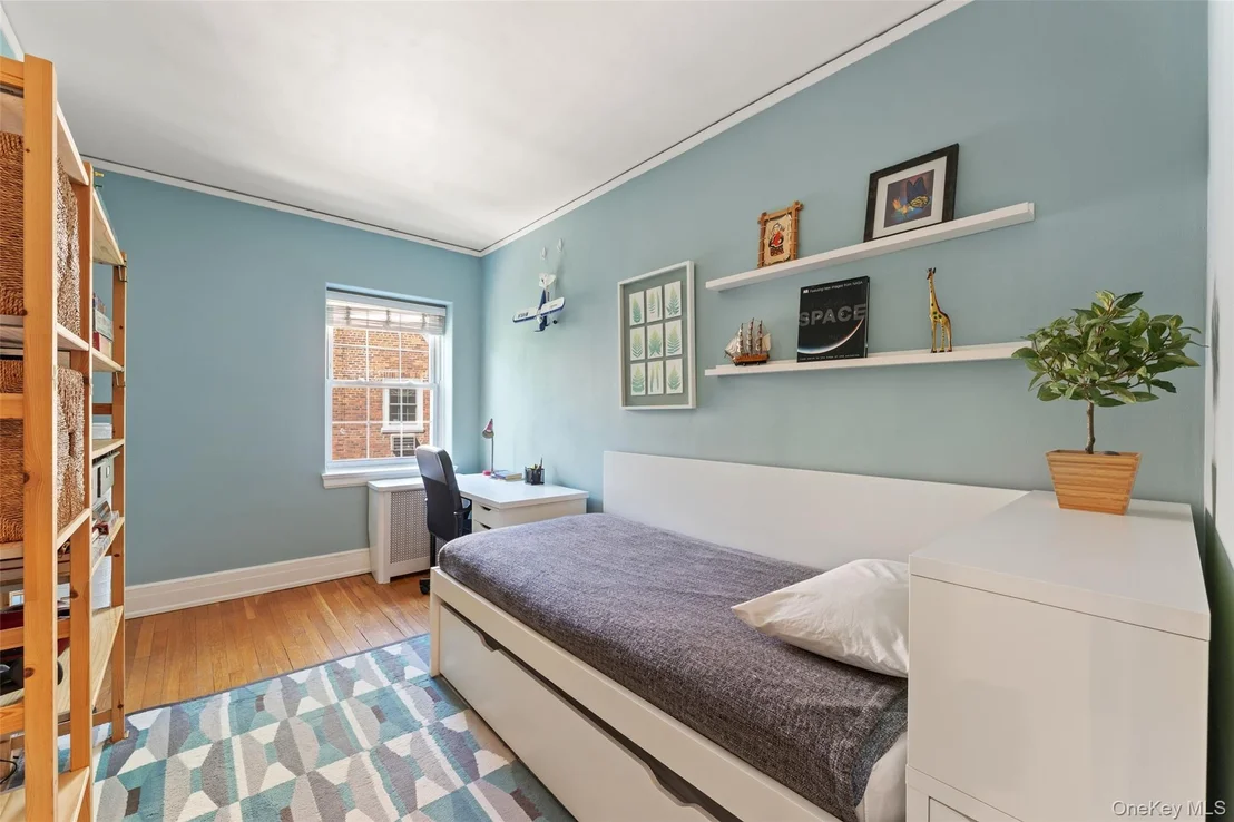 Photo of Unit 4D at 2 Alden Place