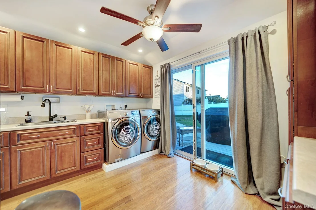 Photo of 629 East Drive