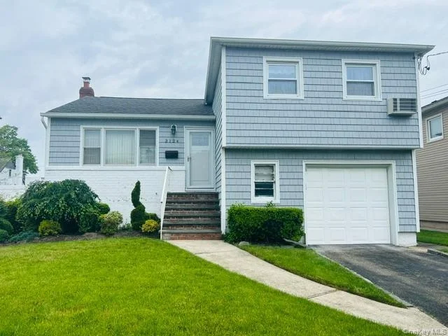 Photo of 3124 Benjamin Road