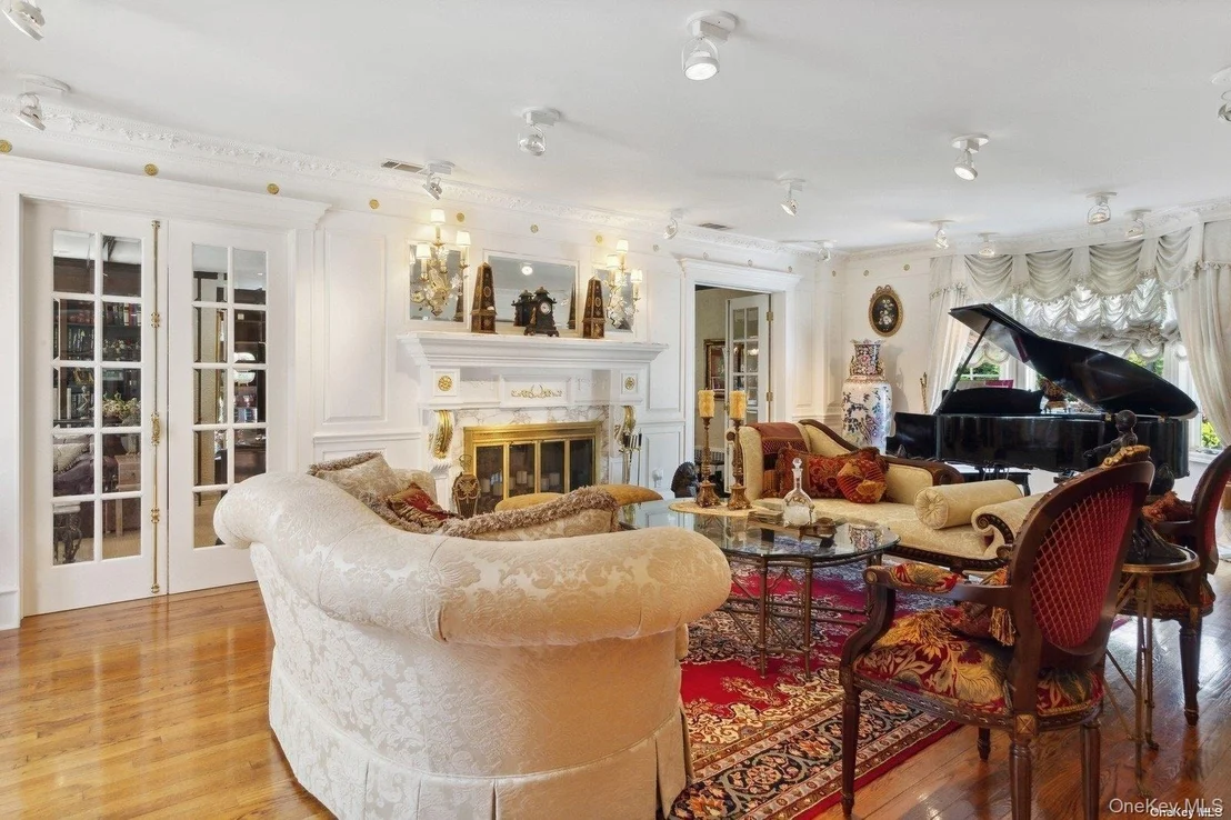 Photo of 1345 Harbor Road