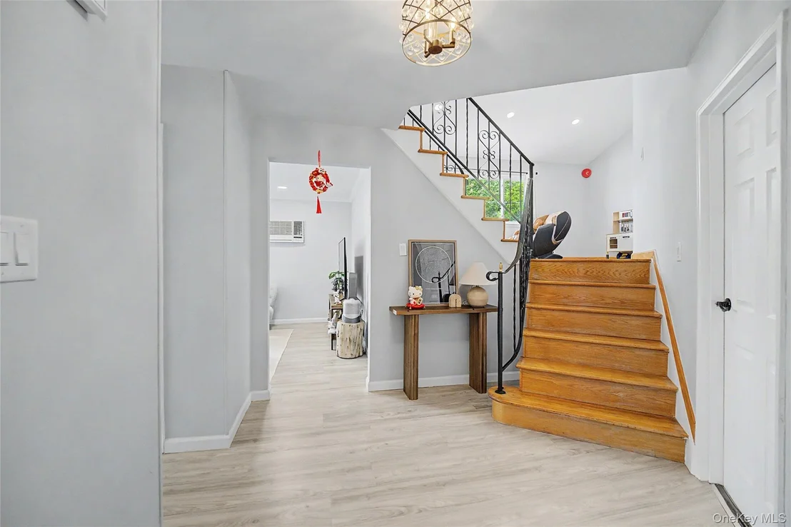 Photo of 16 Hunt Place