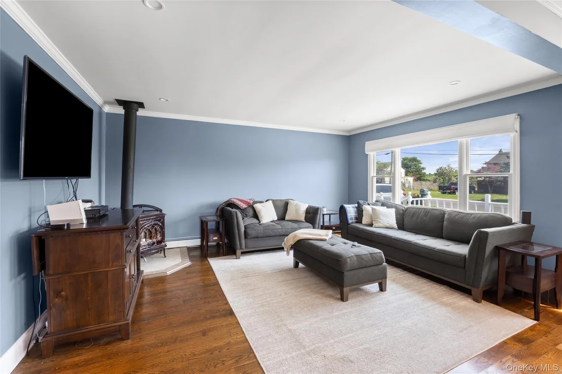 Photo of 7 Edwards Drive