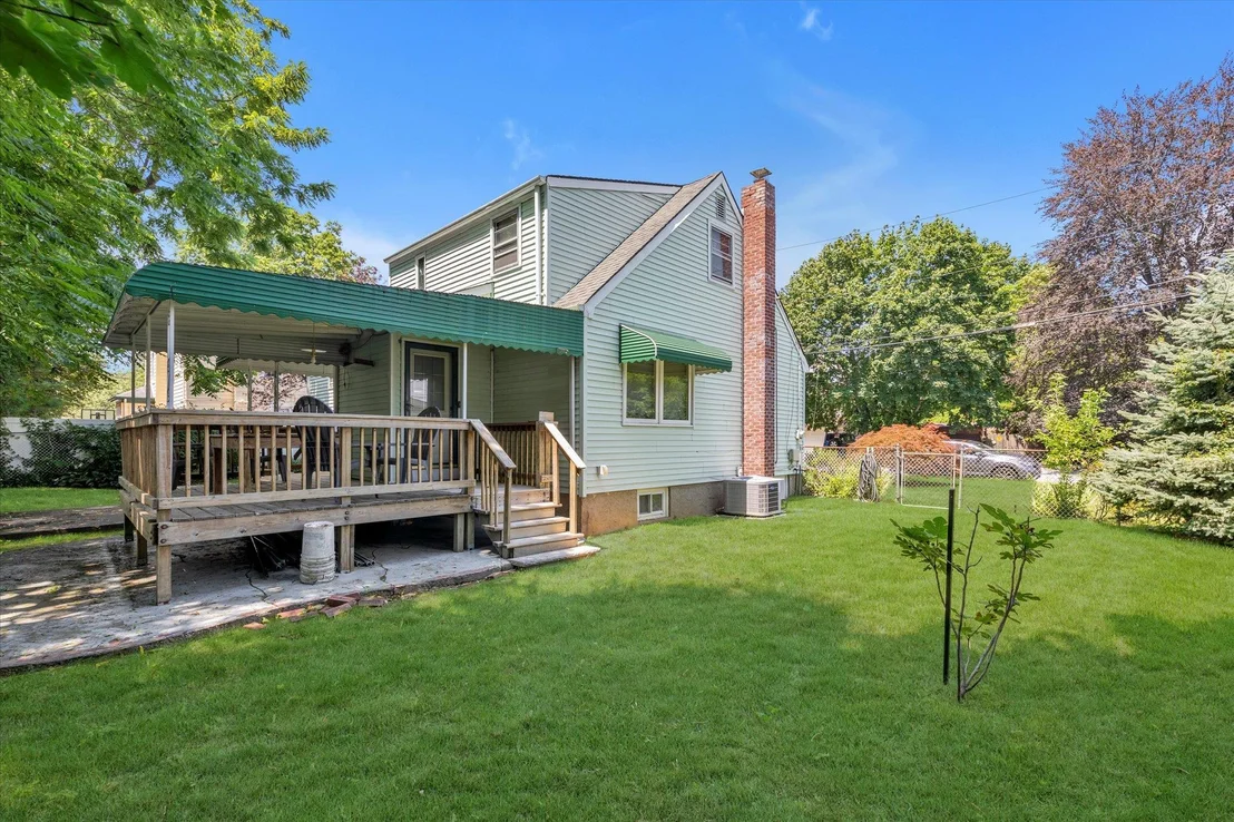 Photo of 920 Clinton Place