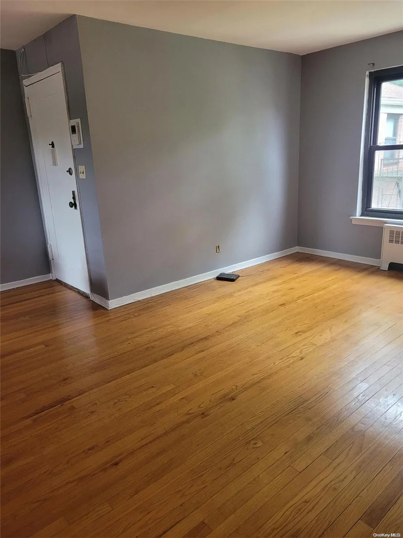 Photo of Unit 3E at 4 Terrace Circle