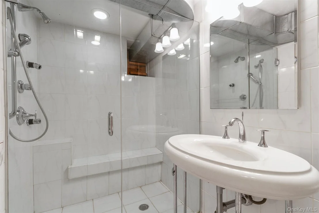 Photo of 17 Bellain Avenue