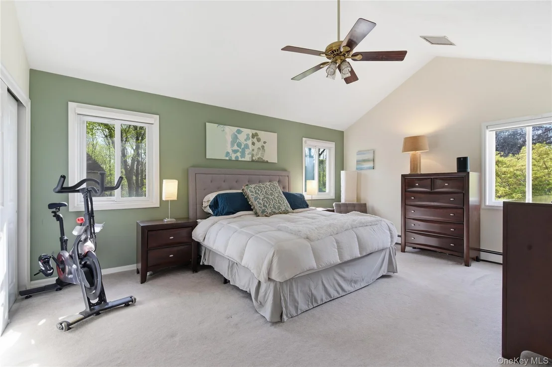 Photo of 12 Pond Drive