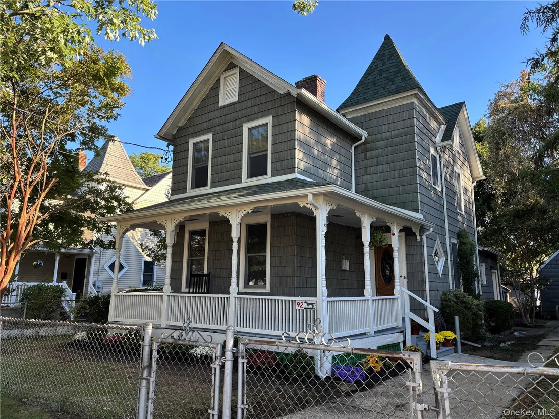 Photo of 92 Walnut Street