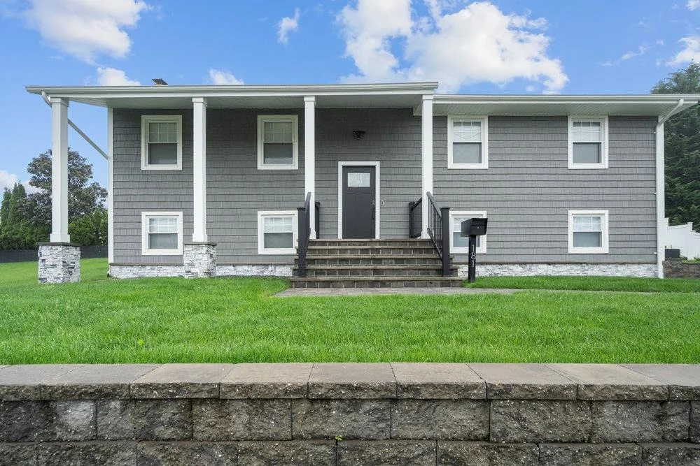 Photo of 181 Central Park Road E